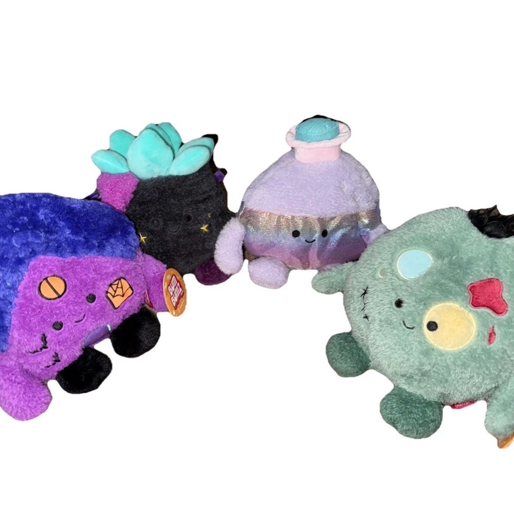 Halloween BumBumz Series 2 Claudette, Hakim, Zaine, Pep– Spookybumz  BNWT 7.5”